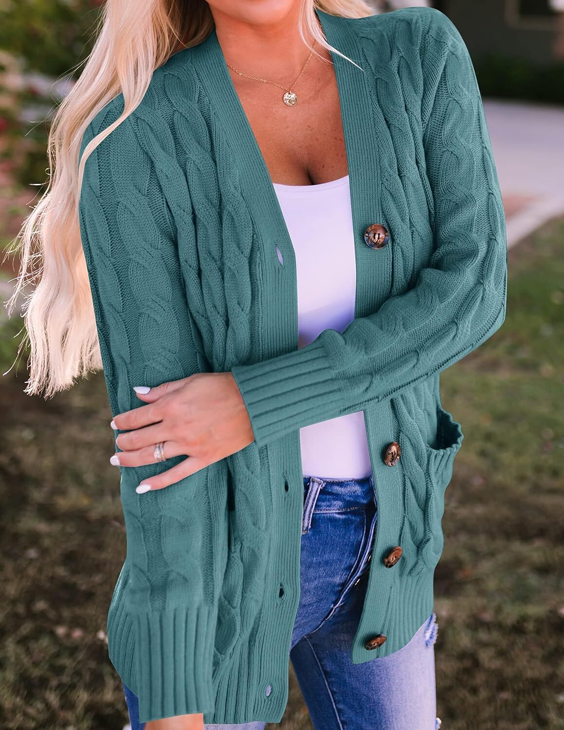 Women's Cardigan Sweaters 2025 Fall Button Down Open Front Cable Knit Casual Trendy Winter Clothing Outerwear