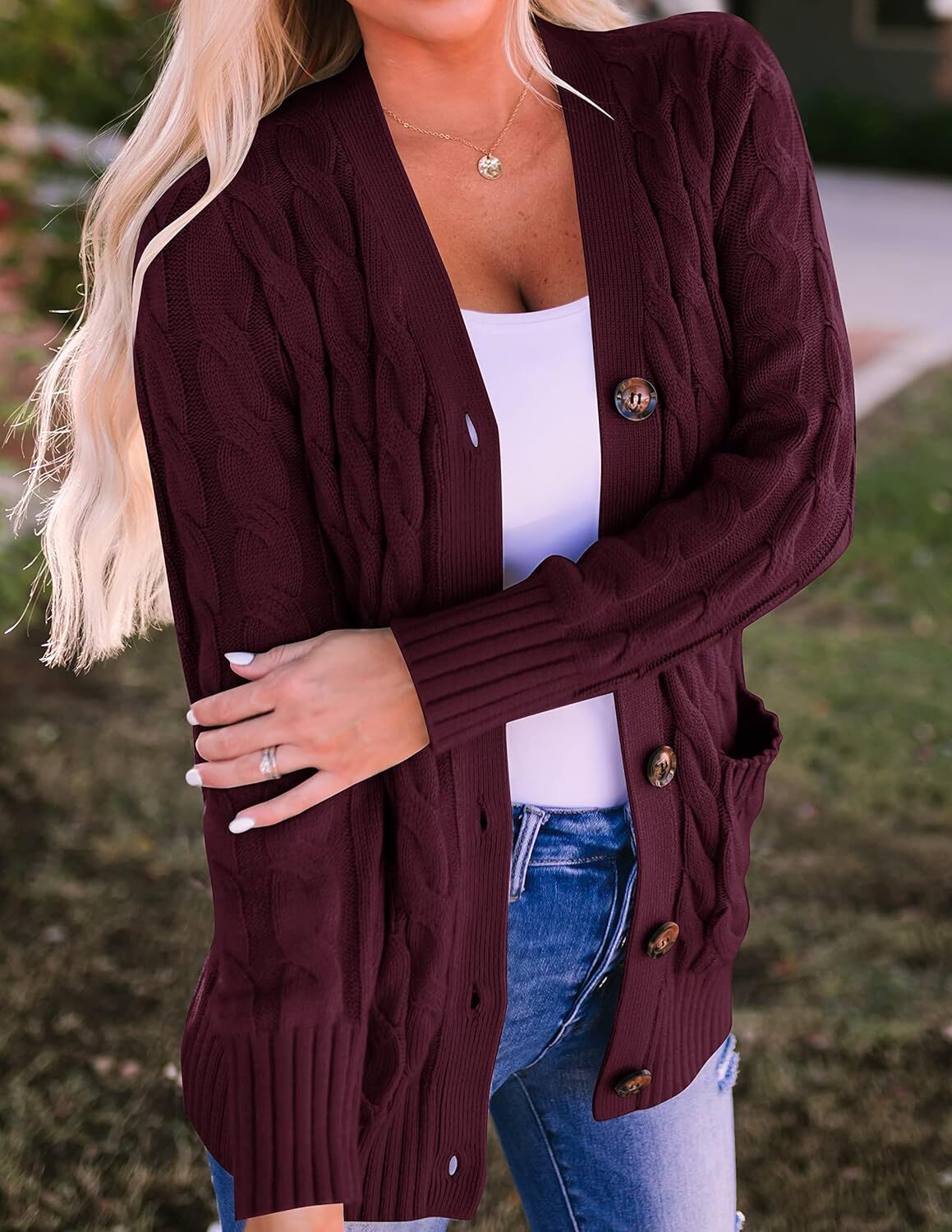 Women's Cardigan Sweaters 2025 Fall Button Down Open Front Cable Knit Casual Trendy Winter Clothing Outerwear