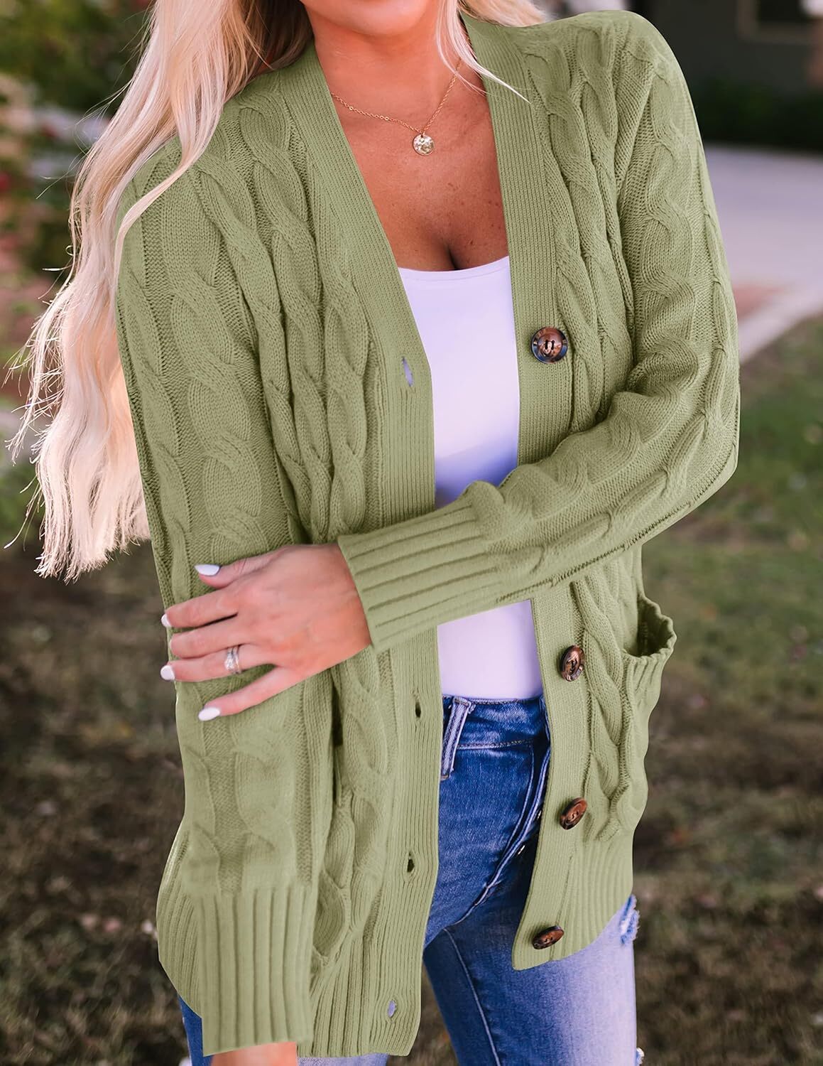 Women's Cardigan Sweaters 2025 Fall Button Down Open Front Cable Knit Casual Trendy Winter Clothing Outerwear