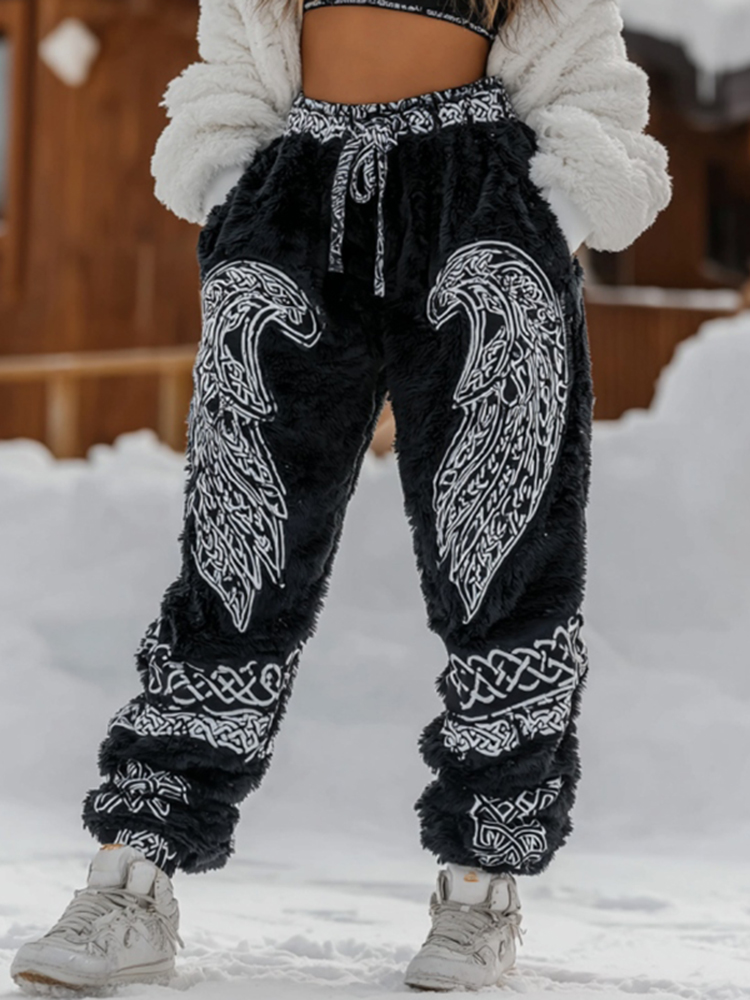 Women‘s Viking Wings Pattern Art Flannel Cozy Pants