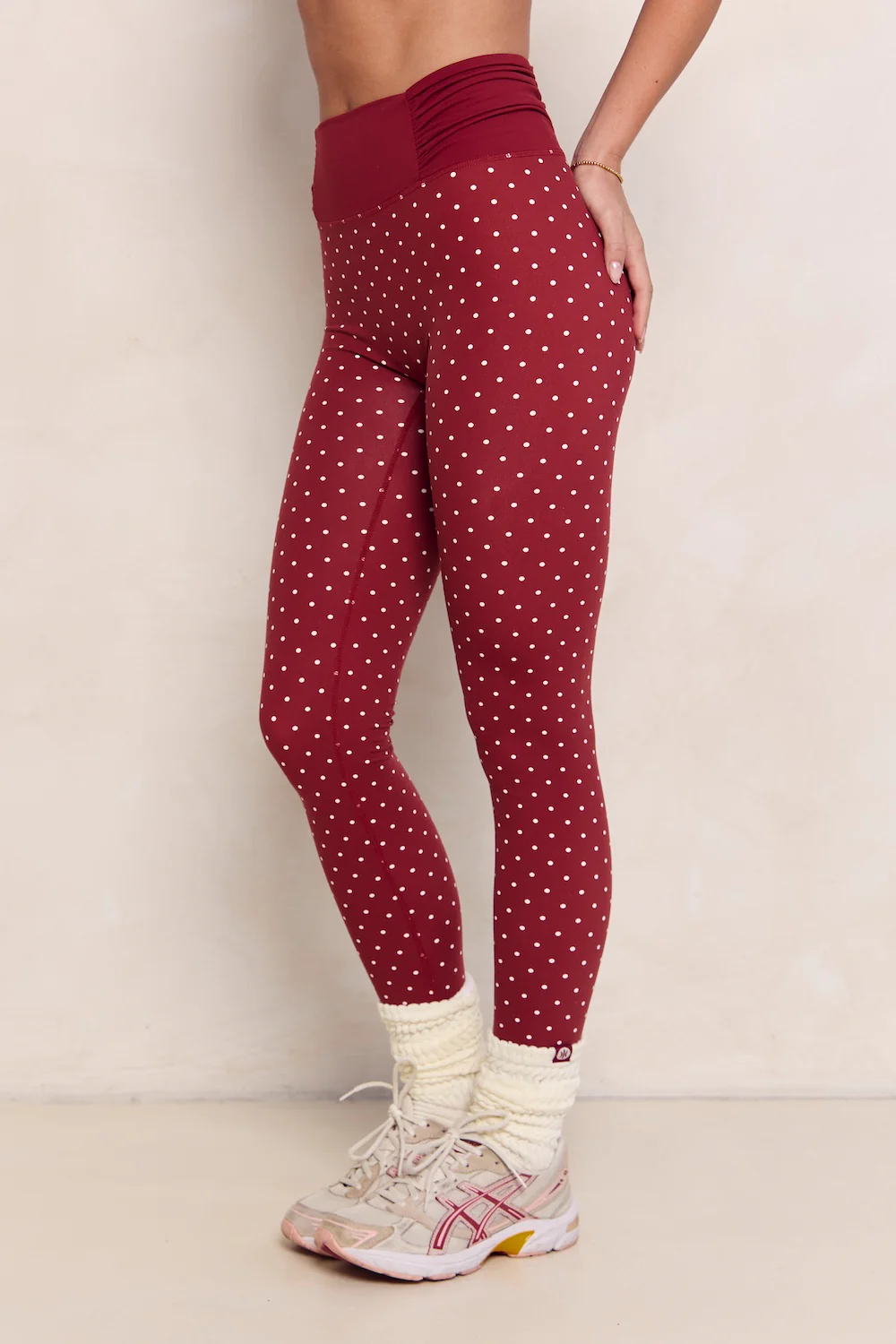 Astoria LUXE BALANCE Ruched Legging - Merlot Polka