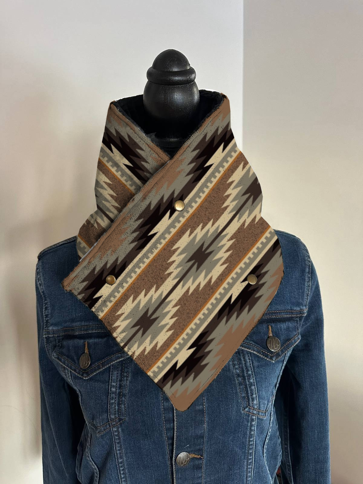 Western Vertical Stripe Print Aztec Warm Neck Hood