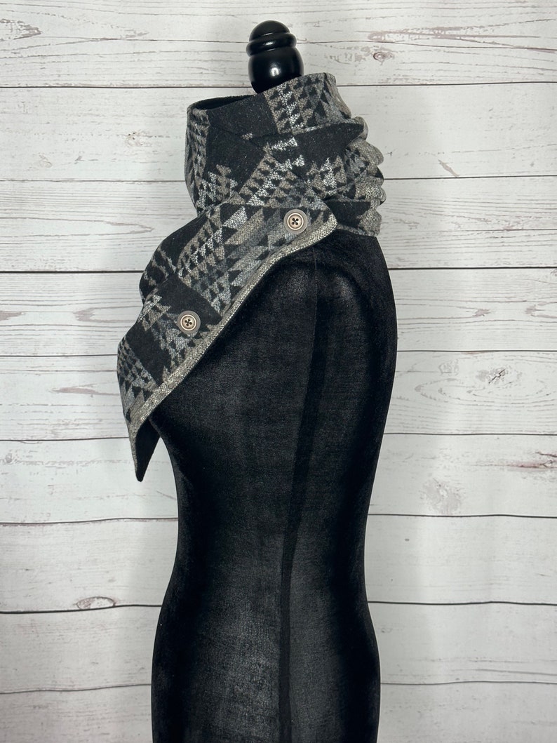 Driftwood Western Aztec Warm Neck Hood