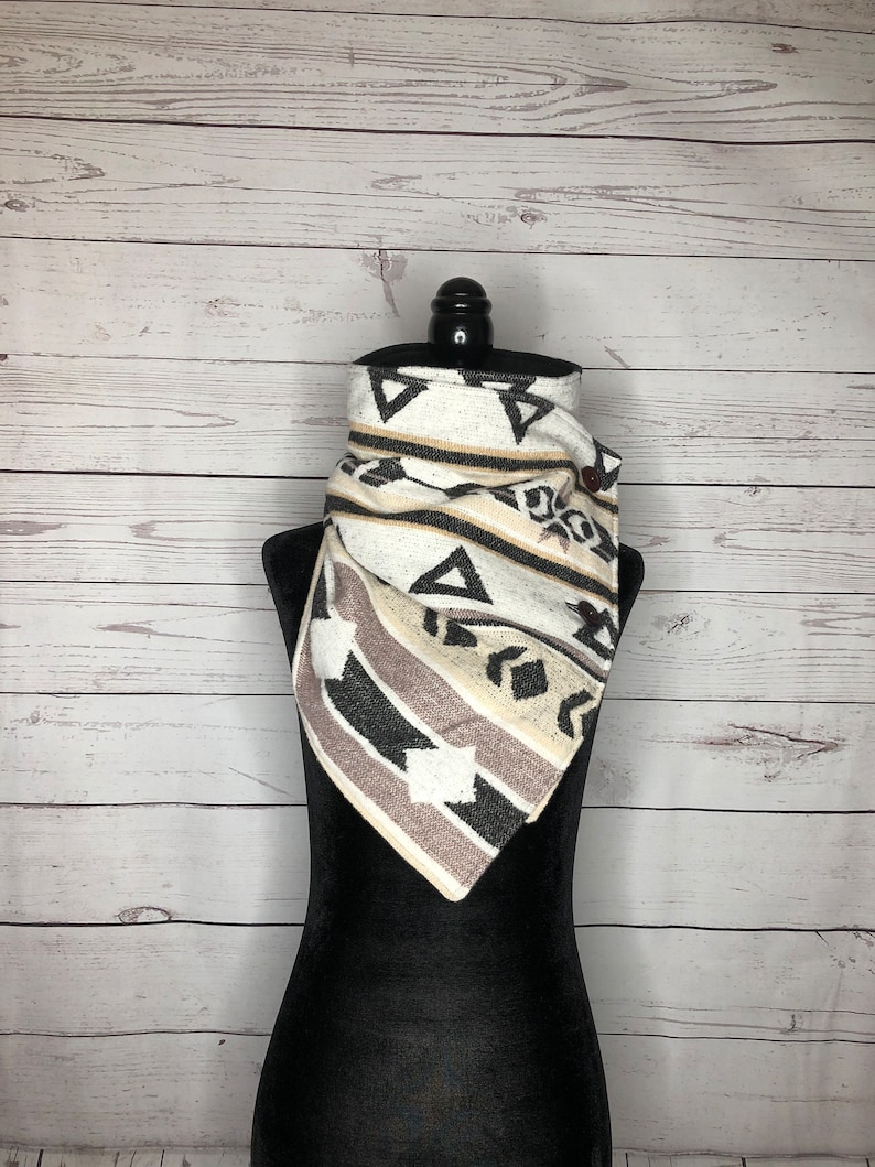 Cove Western Aztec Warm Neck Hood