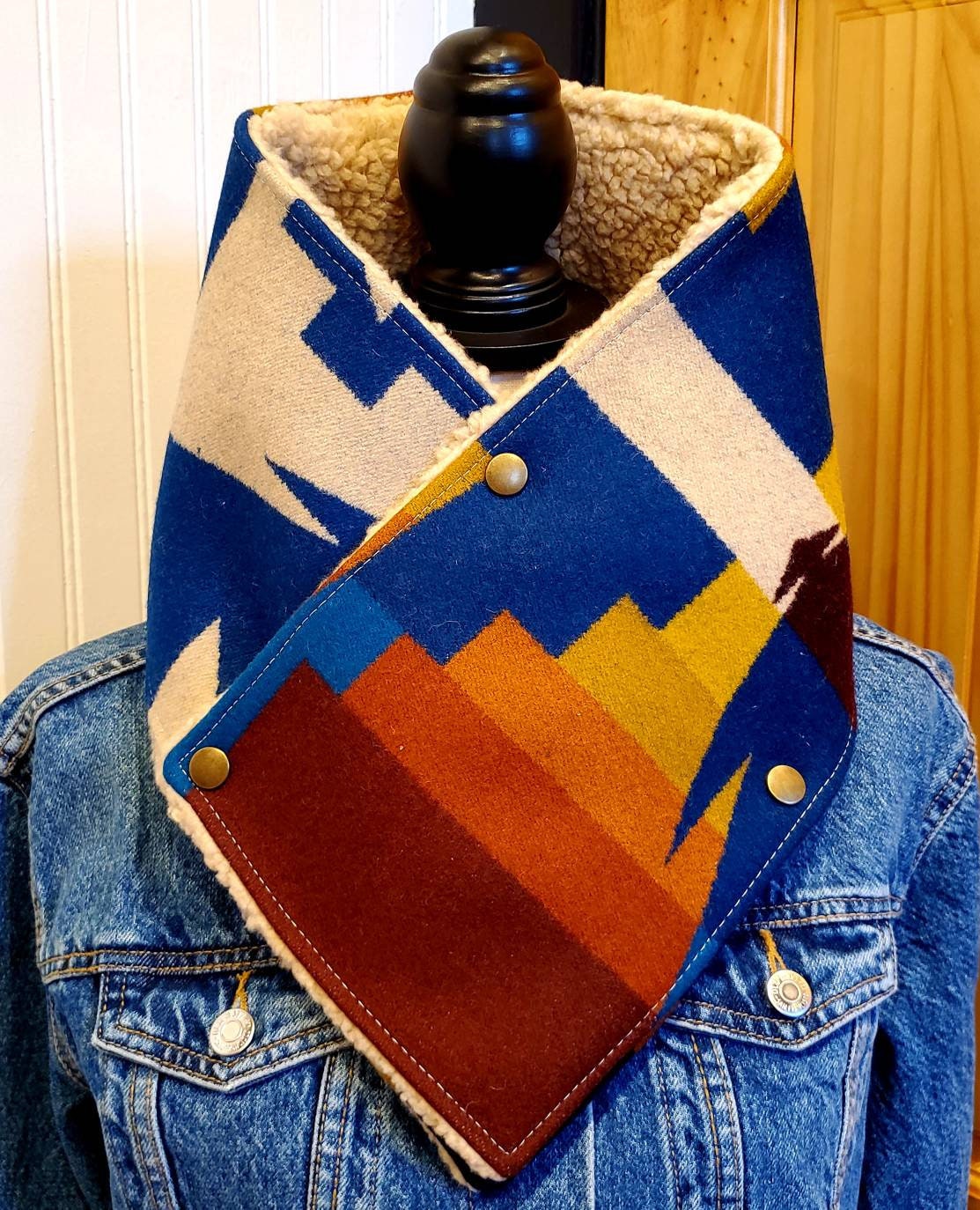 Wool/Sherpa Cowl Scarf - Siskiyou