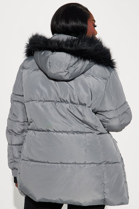 Cold Feelings Puffer Jacket - Navy