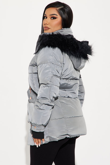 Cold Feelings Puffer Jacket - Navy