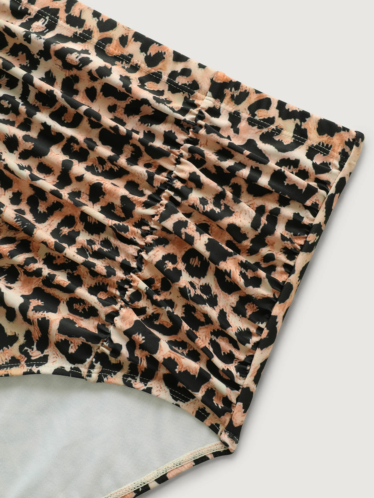 Leopard Print Ruched Spliced Swim Bottoms