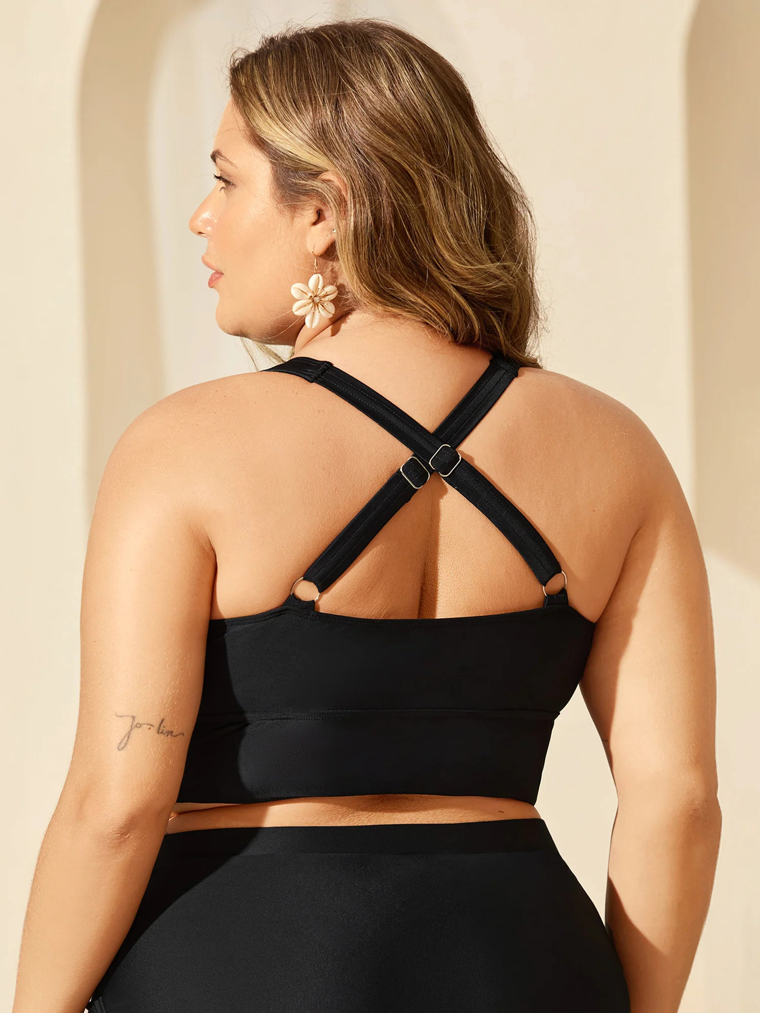 Knotted Keyhole Crossstraps Swim Top