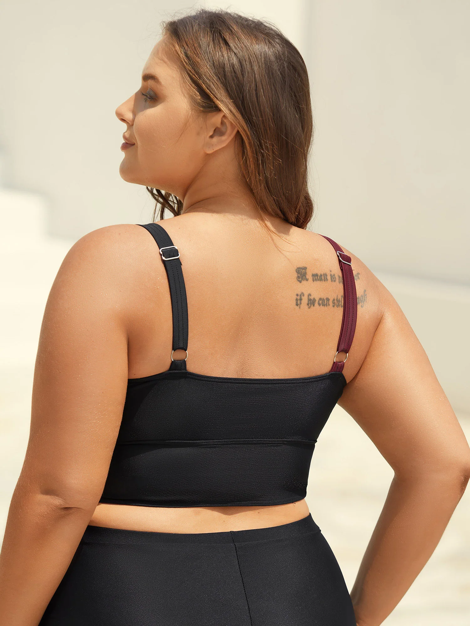 Color Block Twist Front Ruched Swim Top