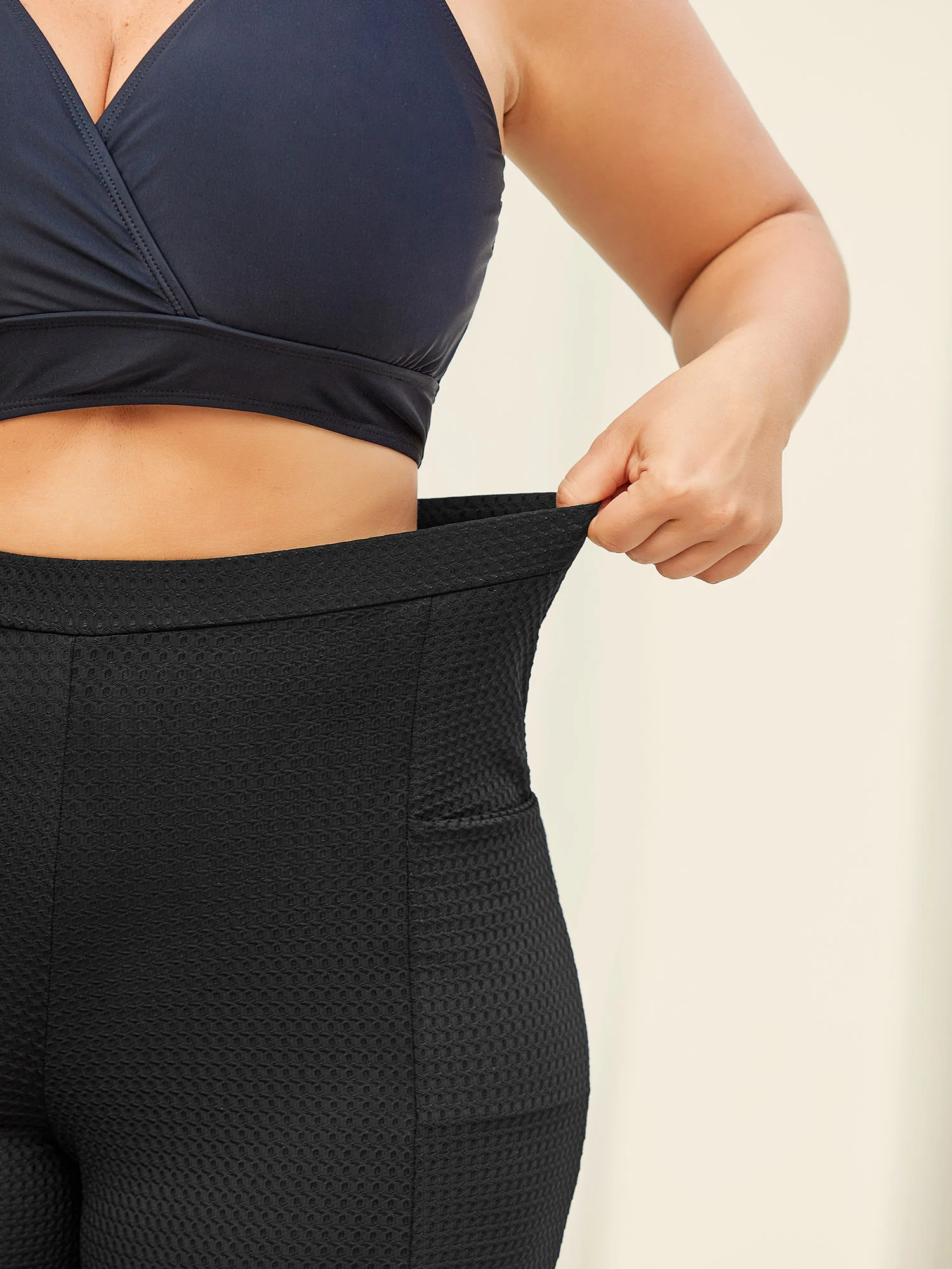 Textured Tight-Fit Pockets Swim Bottoms