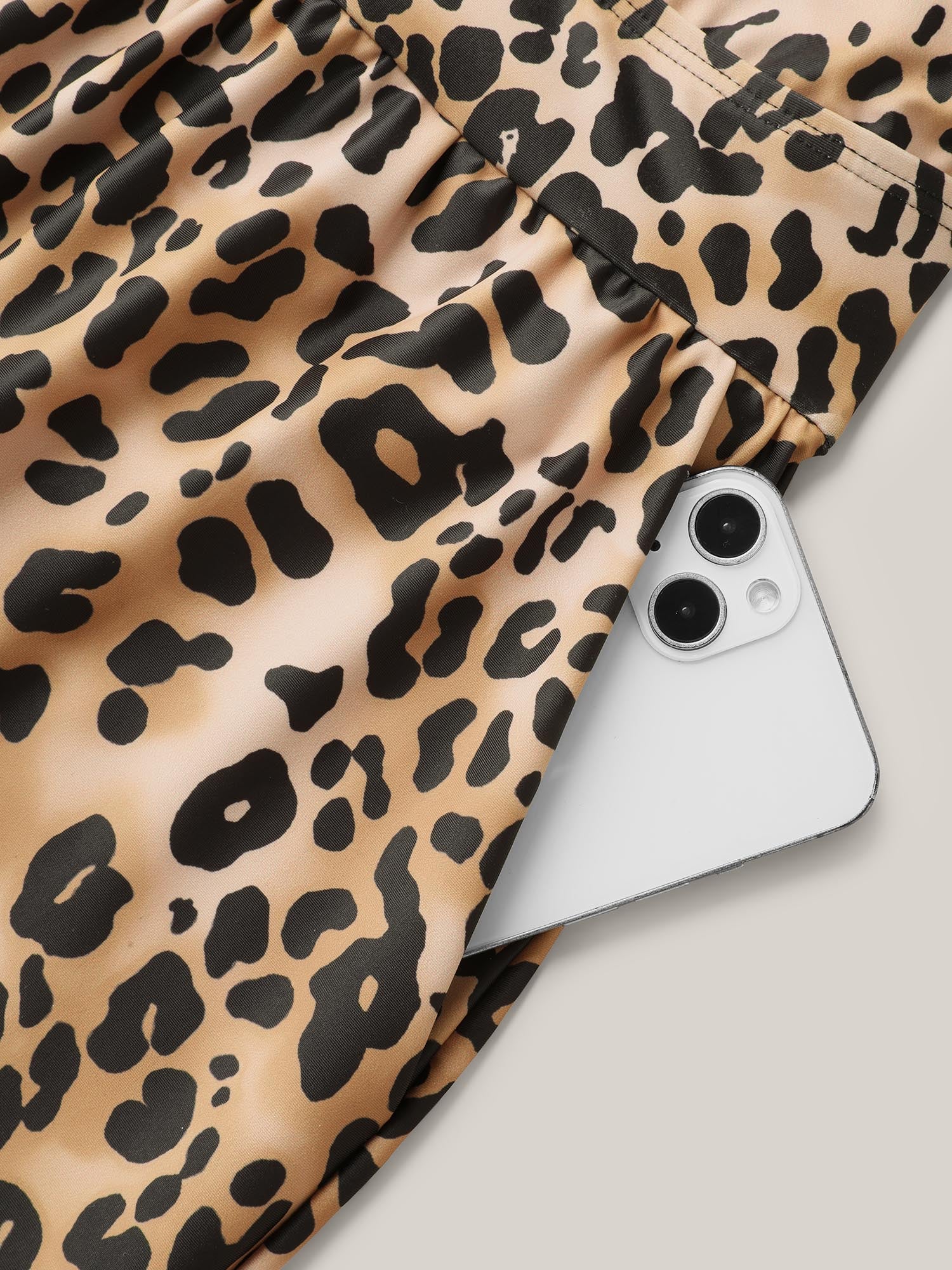 Leopard Print Slim-Fit One-Piece Swimsuit