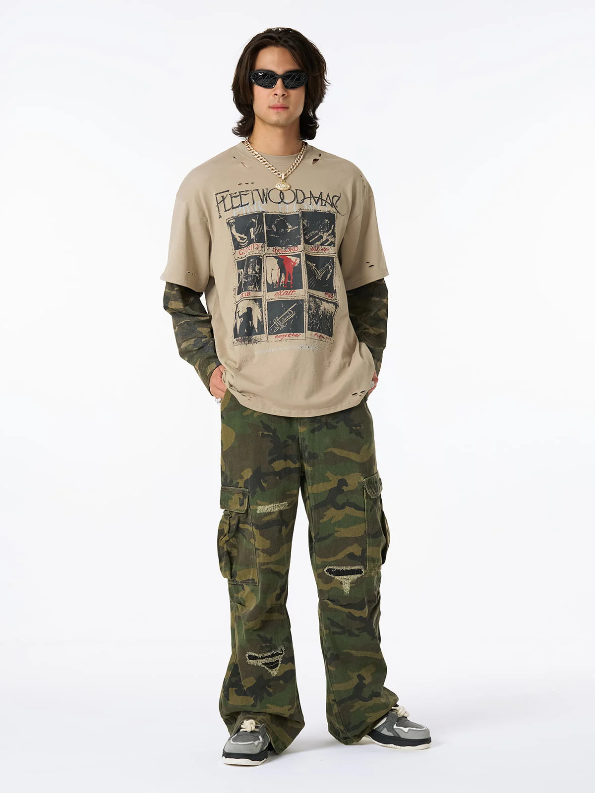 Woven Ripped Camouflage Flared Cargo Pants - 2410