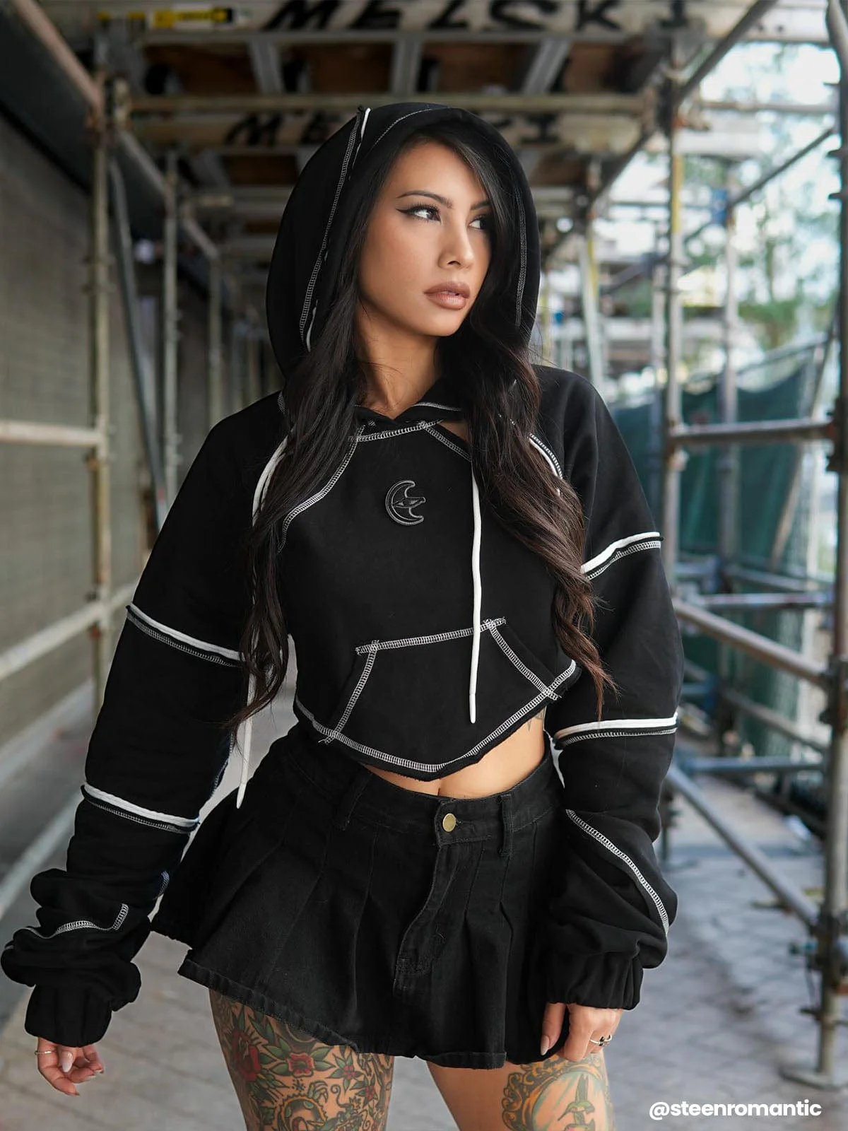 Hollowed Back Tie-Bow Hoodie