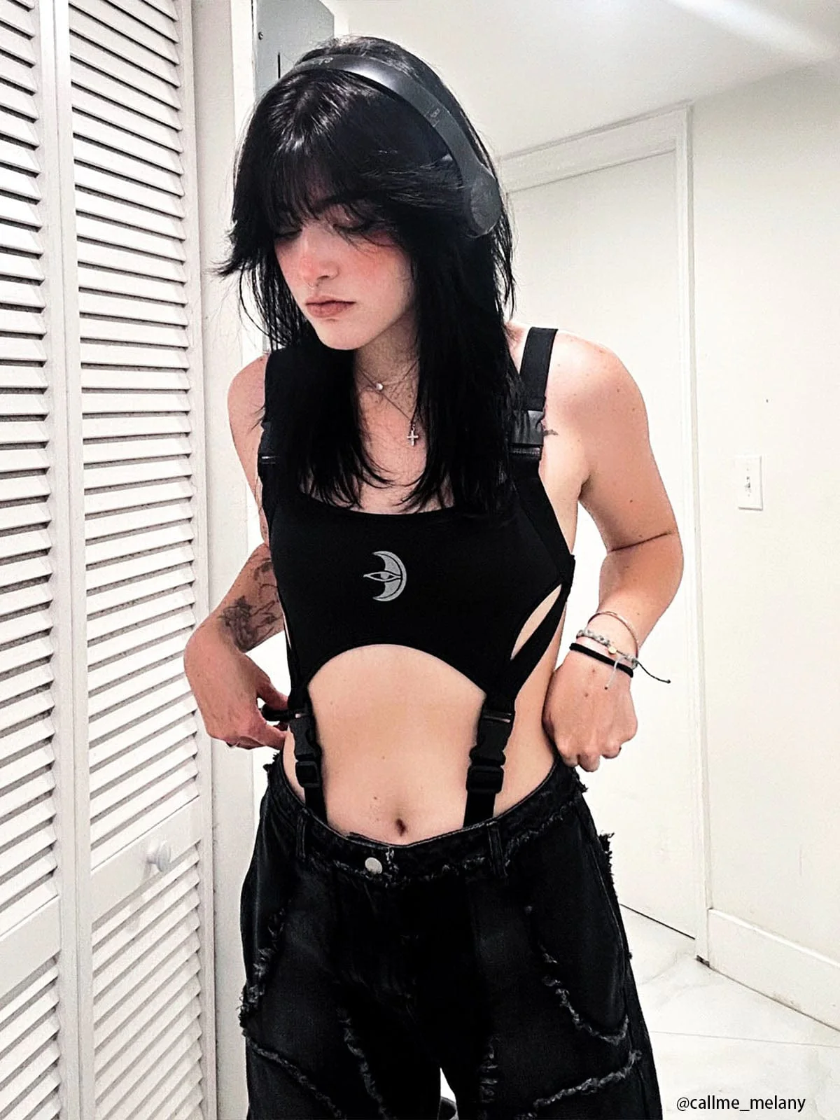 [Eye Of Moon] Woven Ribbon Cut-Out Bodysuit