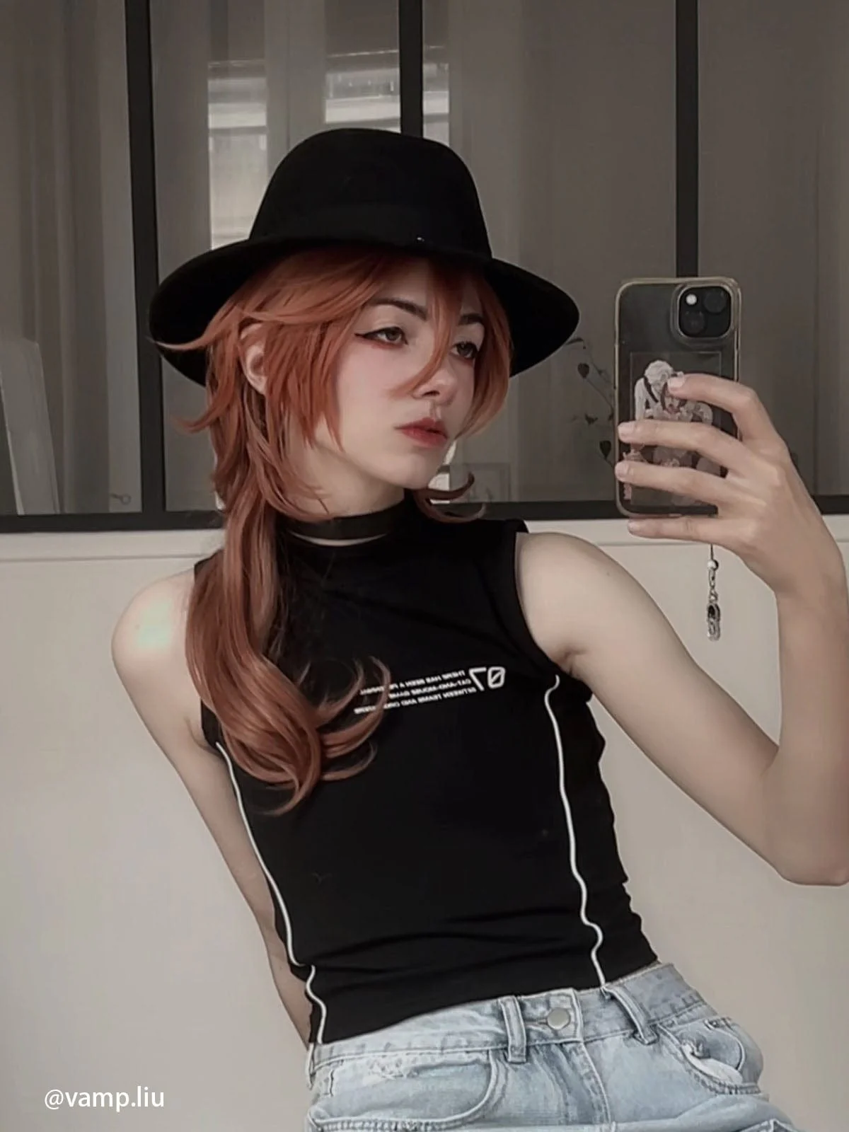 Half Turtleneck Side Striped Vest