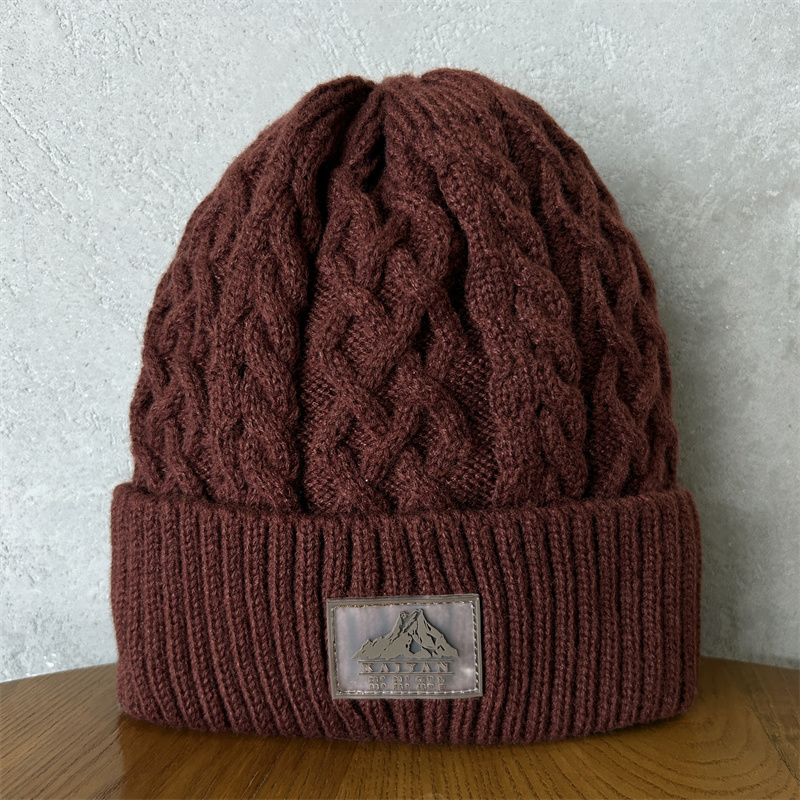 Unisex Thick Needle Wool Mountain Embroidery Knitted Hat
