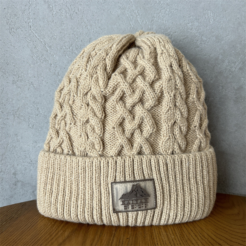 Unisex Thick Needle Wool Mountain Embroidery Knitted Hat
