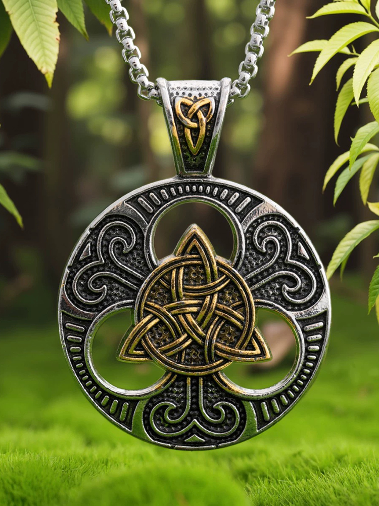 Nordic Triangle Knot Viking Necklace Pendant
