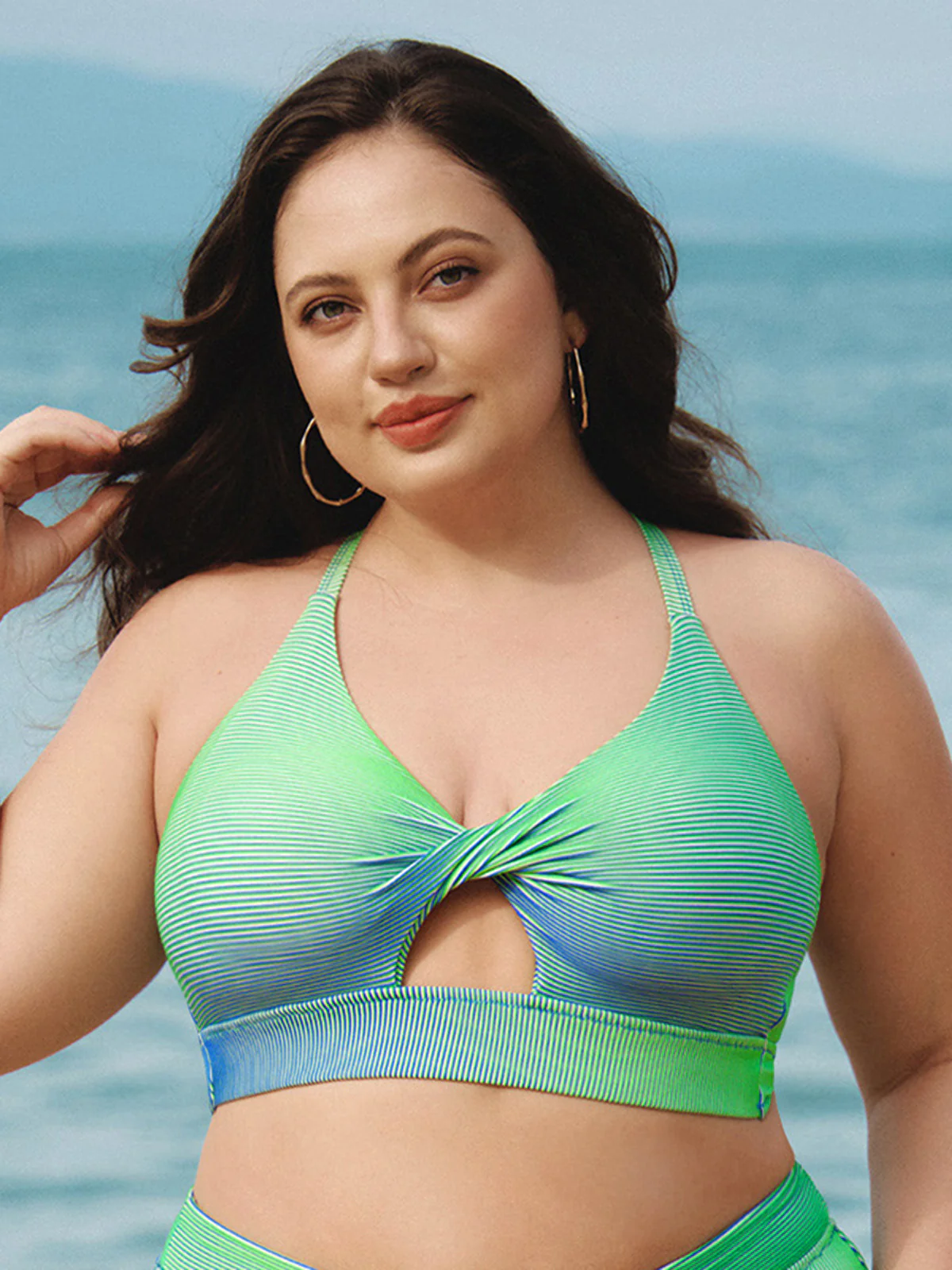 Green Cutout X Cross Plus Size Bikini Top