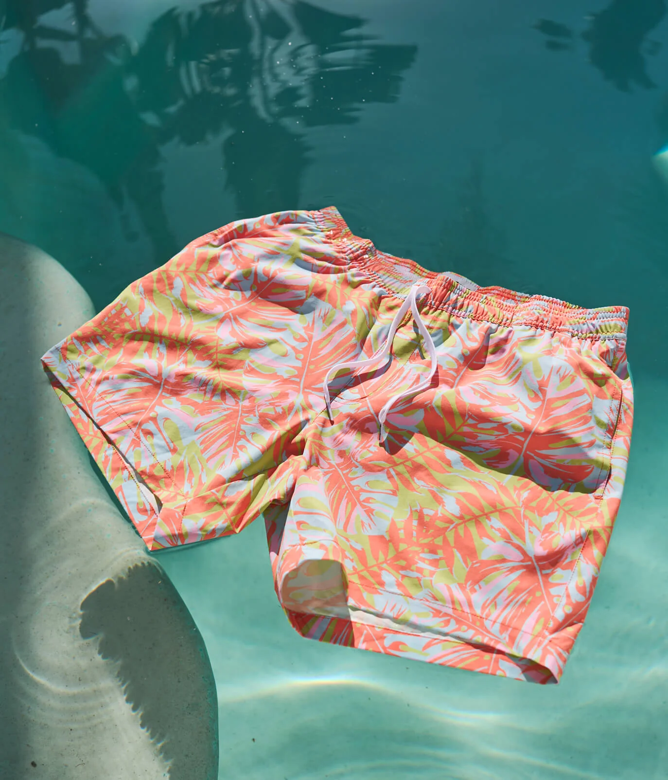 Leaf Luster Stretch Swim Trunks - 6