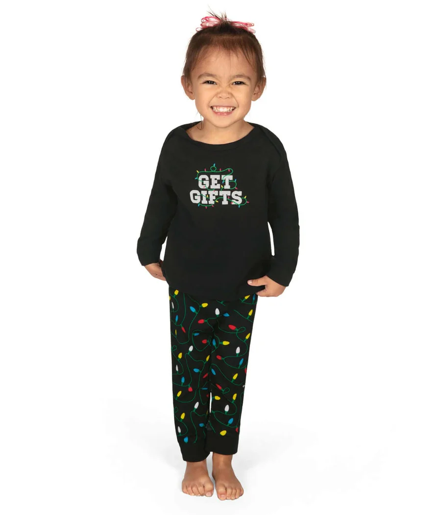 Toddler Girl's Get Gifts Crew Neck Pajama Set