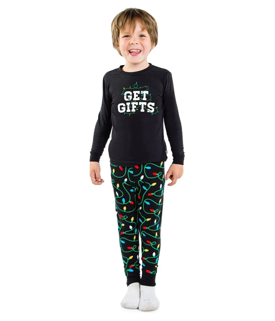 Boy's Get Gifts Crew Neck Pajama Set