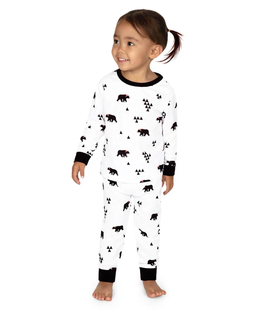 Toddler Girl's Beary Christmas Crew Neck Pajama Set